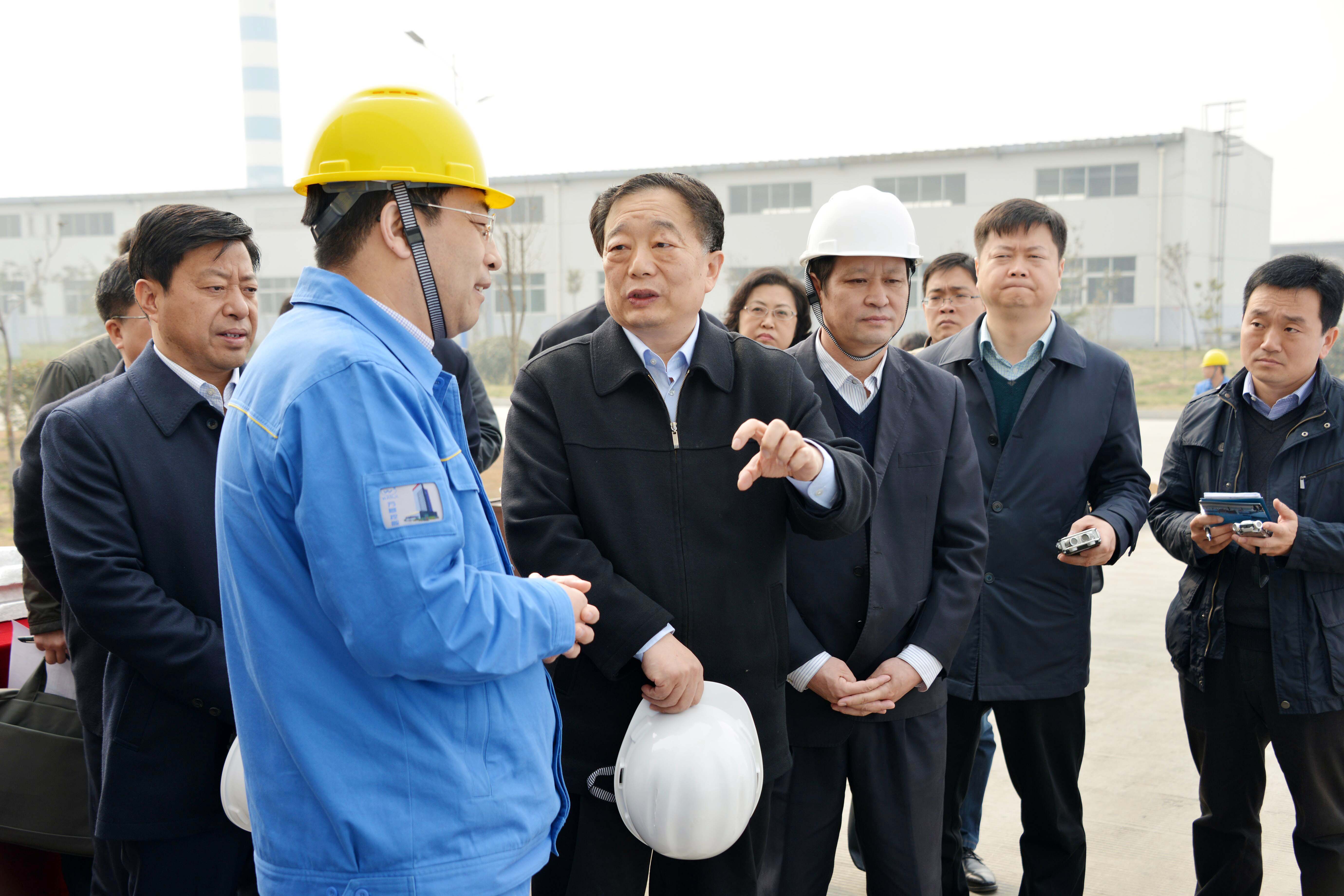 副省長(cháng)、市委書(shū)記李亞到萬(wàn)基控股集團調研